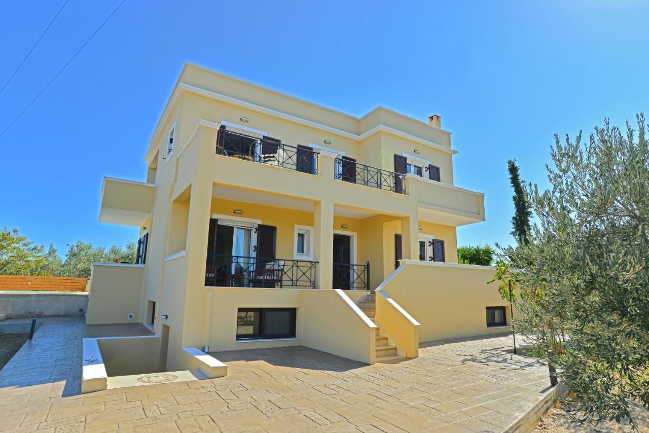 Villa Konstantinos 6 Bedrooms Aegina Bagian luar foto