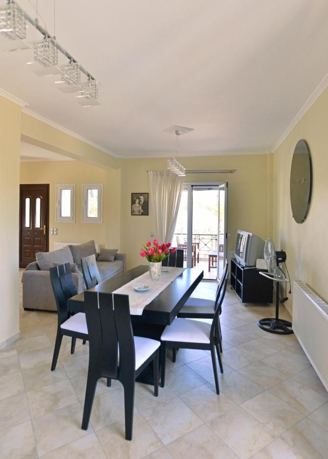 Villa Konstantinos 6 Bedrooms Aegina Bagian luar foto