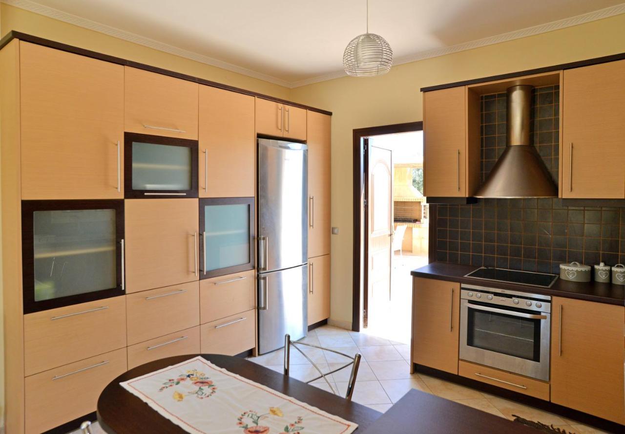 Villa Konstantinos 6 Bedrooms Aegina Bagian luar foto