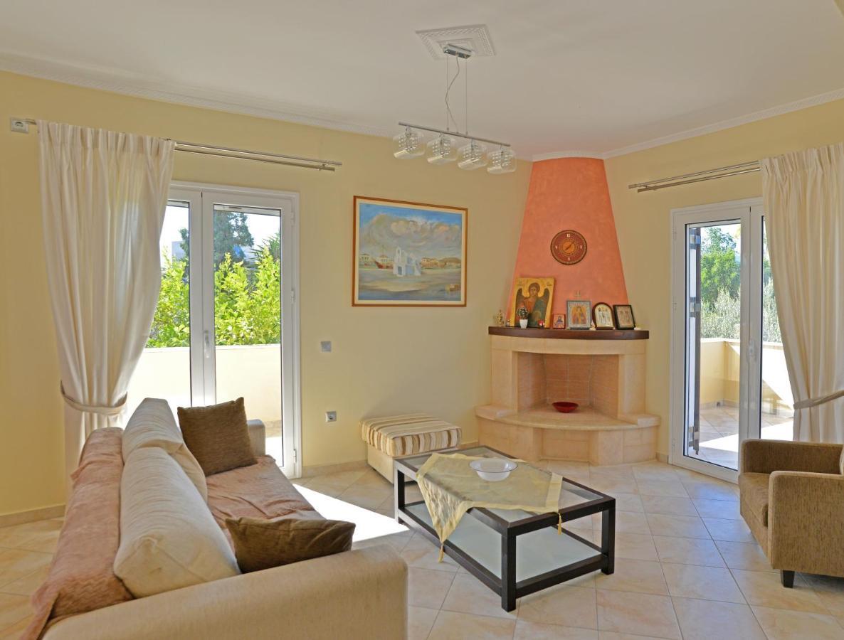 Villa Konstantinos 6 Bedrooms Aegina Bagian luar foto