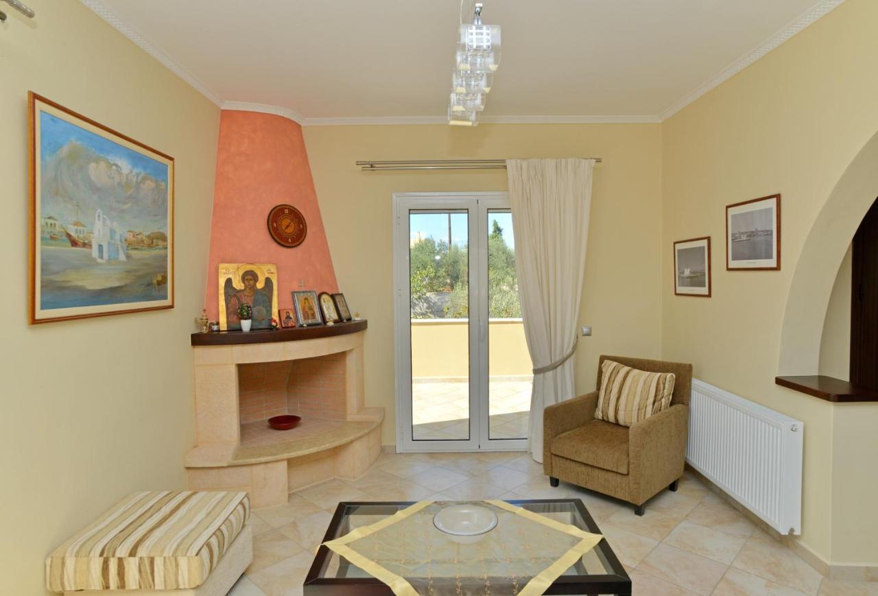 Villa Konstantinos 6 Bedrooms Aegina Bagian luar foto