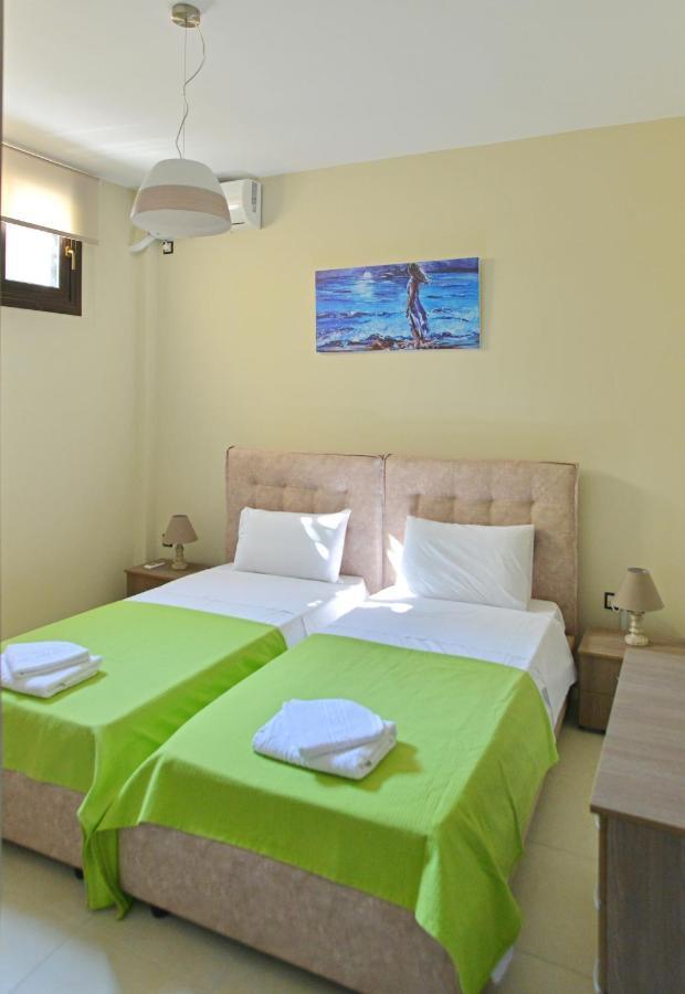Villa Konstantinos 6 Bedrooms Aegina Bagian luar foto