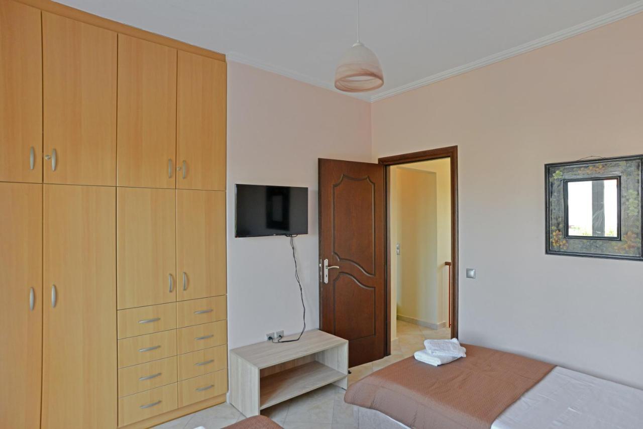 Villa Konstantinos 6 Bedrooms Aegina Bagian luar foto
